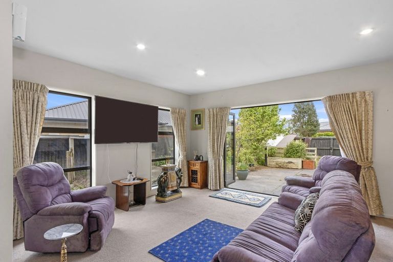 Photo of property in 10 Greenan Place, Doyleston, 7683