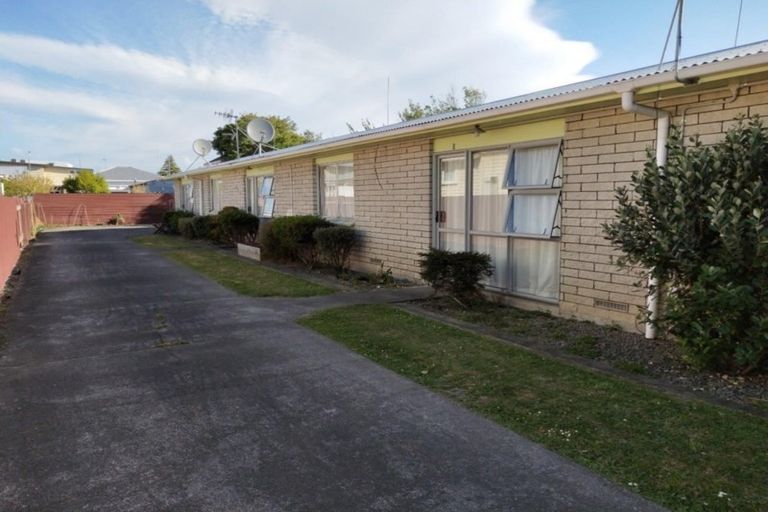Photo of property in 20 Edgeware Road, Palmerston North, 4410