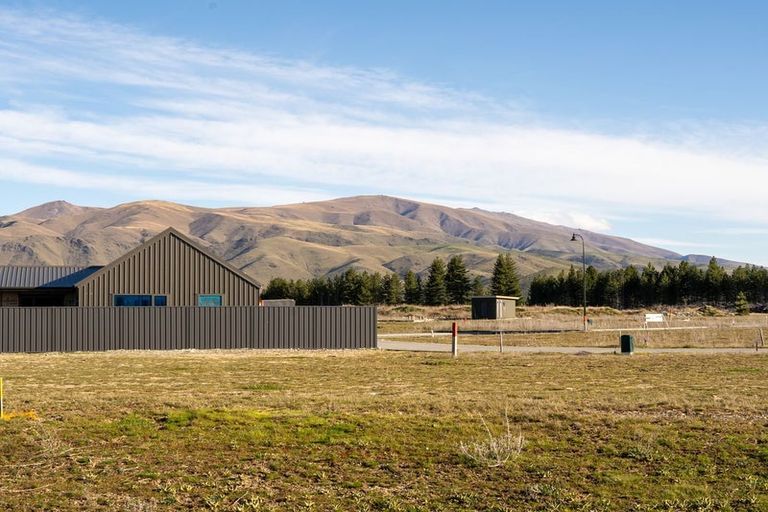 Photo of property in 18 Turbine Avenue, Twizel, 7901