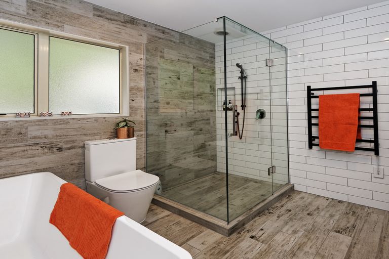 Photo of property in 53a Onedin Place, Titirangi, Auckland, 0604