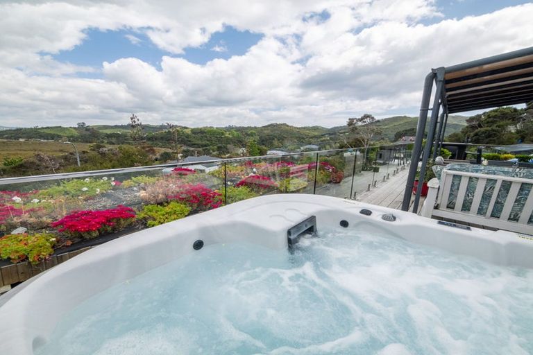 Photo of property in 7 Toi Track, Russell, 0272