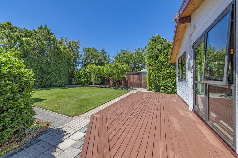 Photo of property in 8 Clayton Road, Amberley, 7410