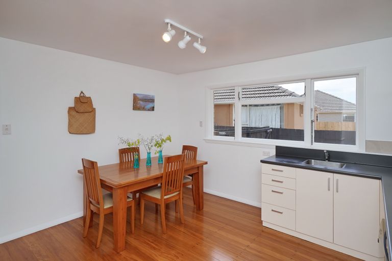 Photo of property in 24 Twyford Street, Bishopdale, Christchurch, 8053