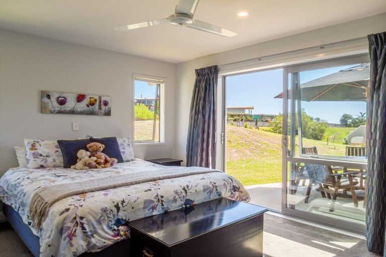 Photo of property in 45 Dawn Parade, Coastlands, Whakatane, 3120