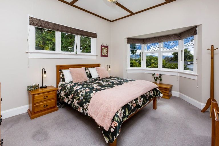 Photo of property in 30 Gloucester Street, Silverstream, Upper Hutt, 5019