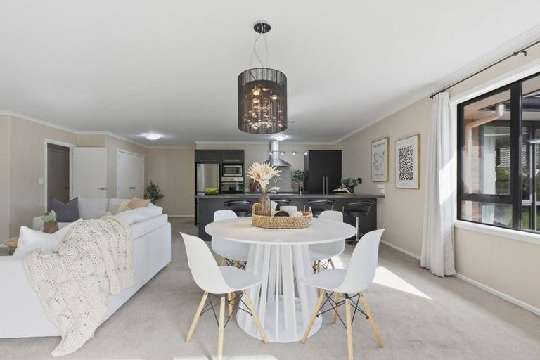 Photo of property in 21 Bathurst Crescent, Pyes Pa, Tauranga, 3112