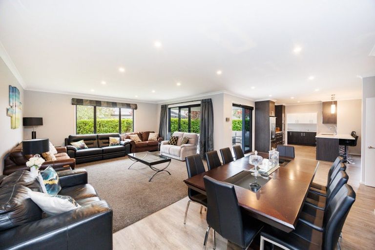 Photo of property in 18 Oak Crescent, Ashhurst, 4810