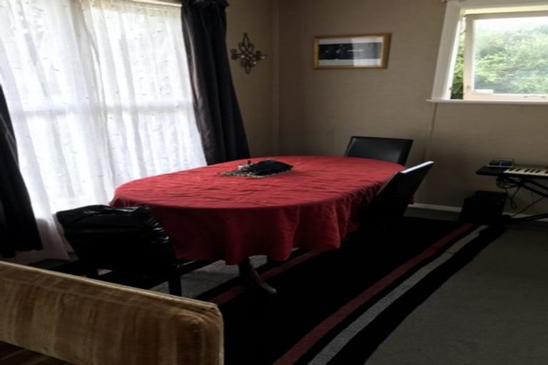 Photo of property in 11 Parekarangi Grove, Turangi, 3334