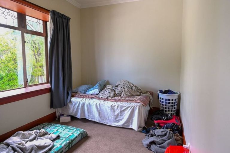 Photo of property in 283 Kaitangata Highway, Stirling, 9231