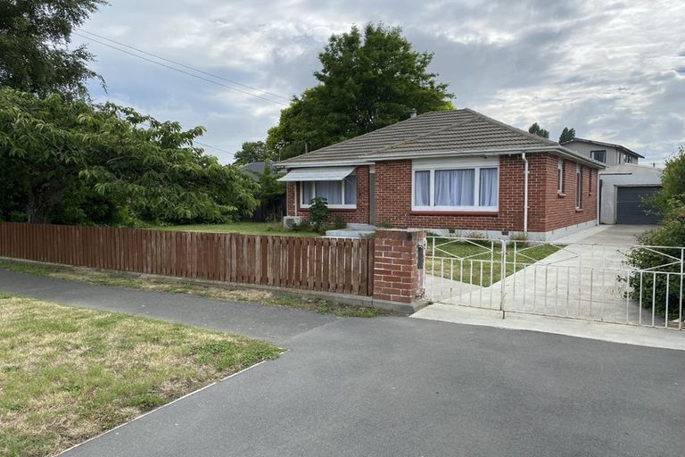 Photo of property in 6 Horseshoe Lake Road, Shirley, Christchurch, 8061