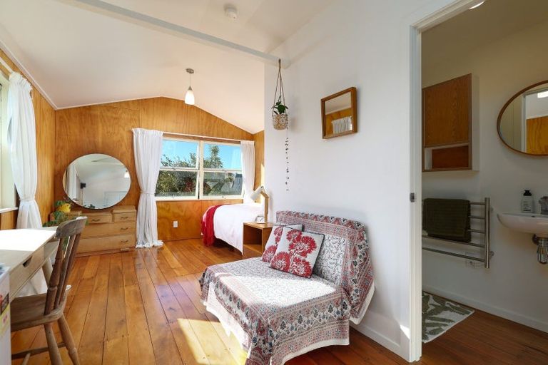 Photo of property in 19 Matipo Terrace, Toi Toi, Nelson, 7010