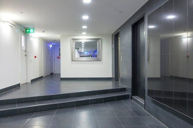 Photo of property in Bellagio Apartments, 4e/39 Taranaki Street, Te Aro, Wellington, 6011