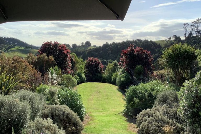 Photo of property in 124 Wearmouth Road, Paparoa, 0571