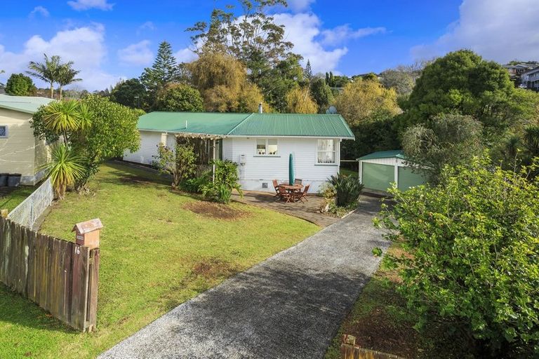 Photo of property in 16 Carina Crescent, Torbay, Auckland, 0630