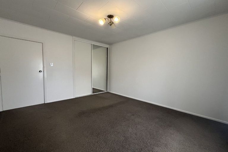 Photo of property in 1/74 Picton Avenue, Riccarton, Christchurch, 8011
