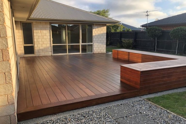 Photo of property in 6 Papaumu Green, Parklands, Christchurch, 8083