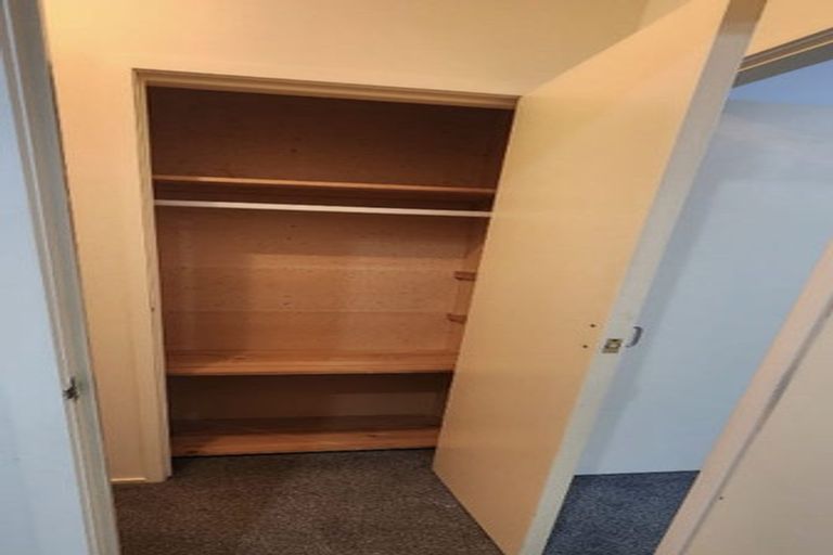 Photo of property in 1/190 Coronation Road, Hillcrest, Auckland, 0627