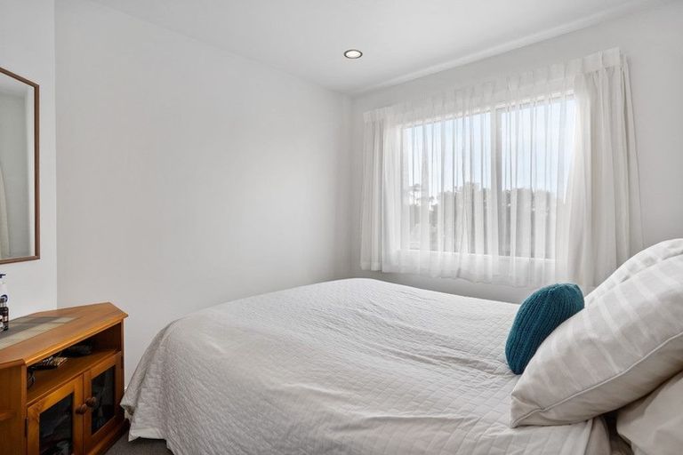 Photo of property in 1/28 Alexander Street, Cockle Bay, Auckland, 2014