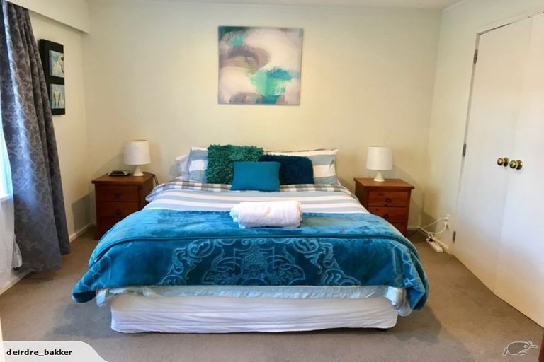 Photo of property in 2 Kopiko Way, Brooklyn, Wellington, 6021