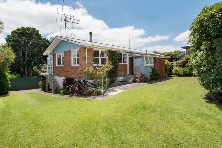Photo of property in 234 Welcome Bay Road, Welcome Bay, Tauranga, 3112