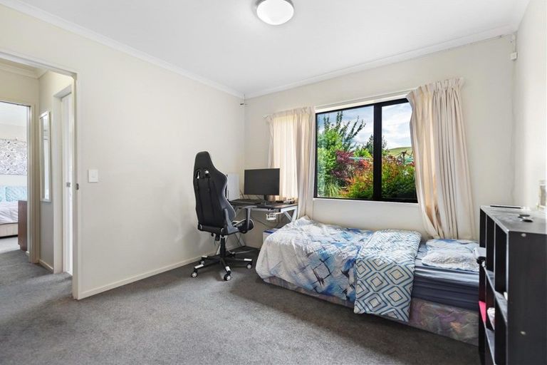 Photo of property in 14 Herries Lane, Lake Hayes, Queenstown, 9304
