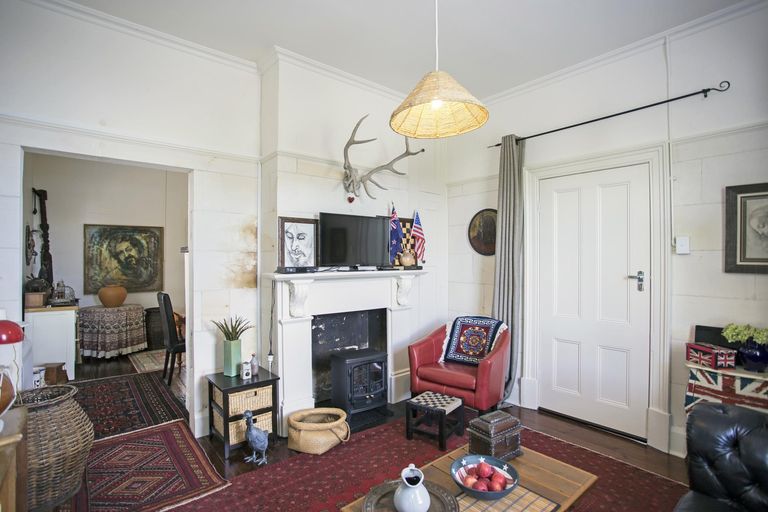 Photo of property in 10a Wharfe Street, South Hill, Oamaru, 9400