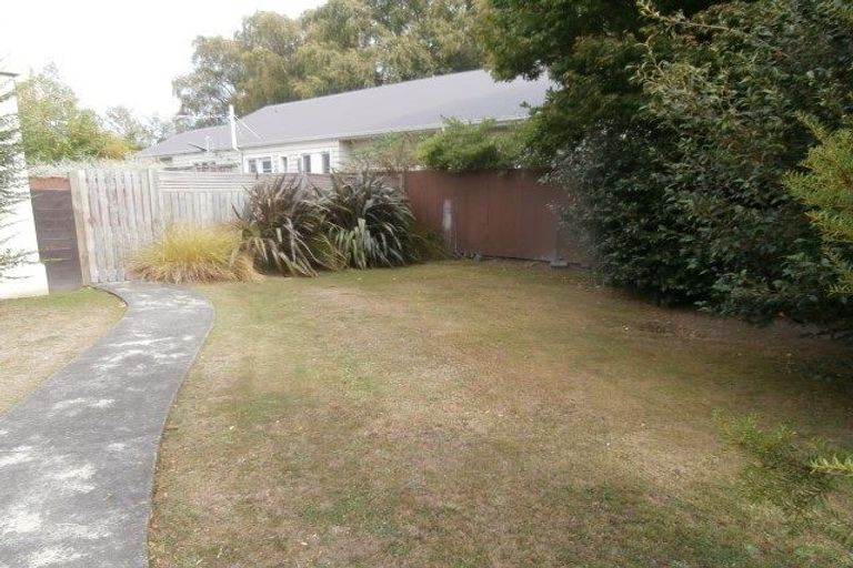 Photo of property in 2 Highgate Avenue, Merivale, Christchurch, 8014