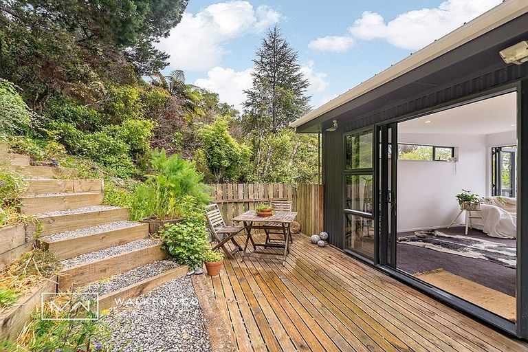Photo of property in 48 Jocelyn Crescent, Pinehaven, Upper Hutt, 5019