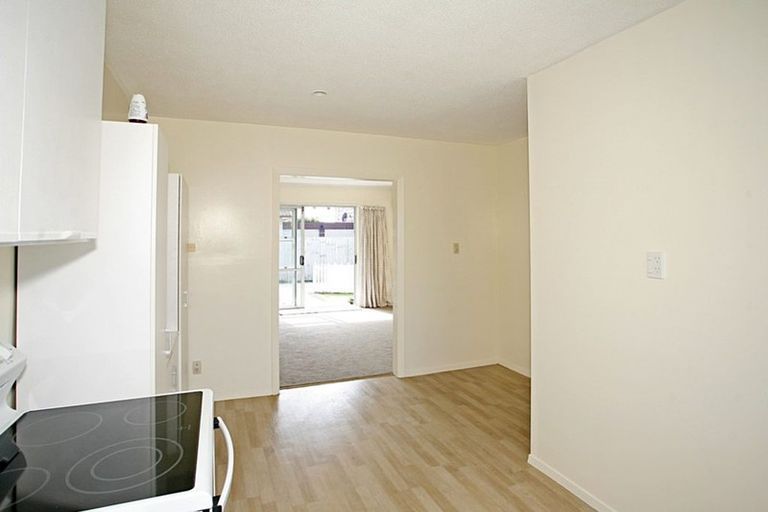 Photo of property in 3/12 Peer Street, Upper Riccarton, Christchurch, 8041