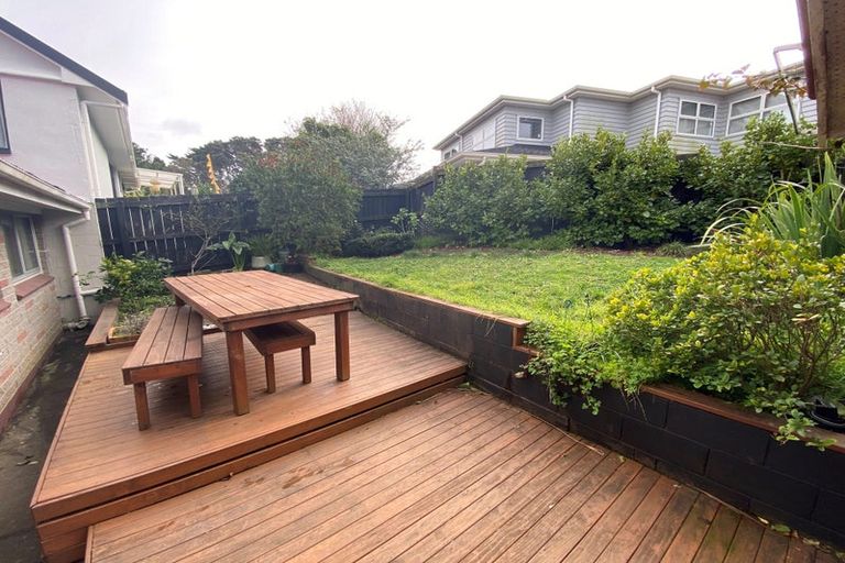 Photo of property in 4/82a Landscape Road, Mount Eden, Auckland, 1024