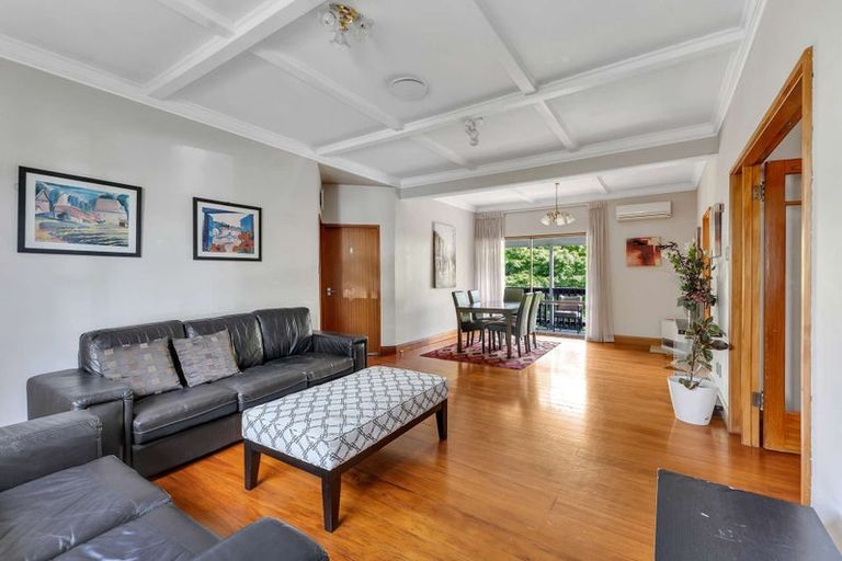 Photo of property in 47 Cameron Street, New Plymouth, 4310