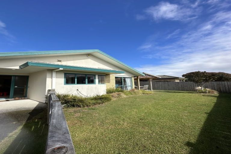 Photo of property in 34 Blake Boulevard, Papamoa Beach, Papamoa, 3118