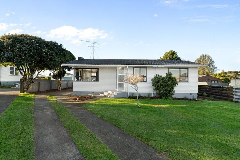 Photo of property in 11a Lomas Place, Manurewa, Auckland, 2102