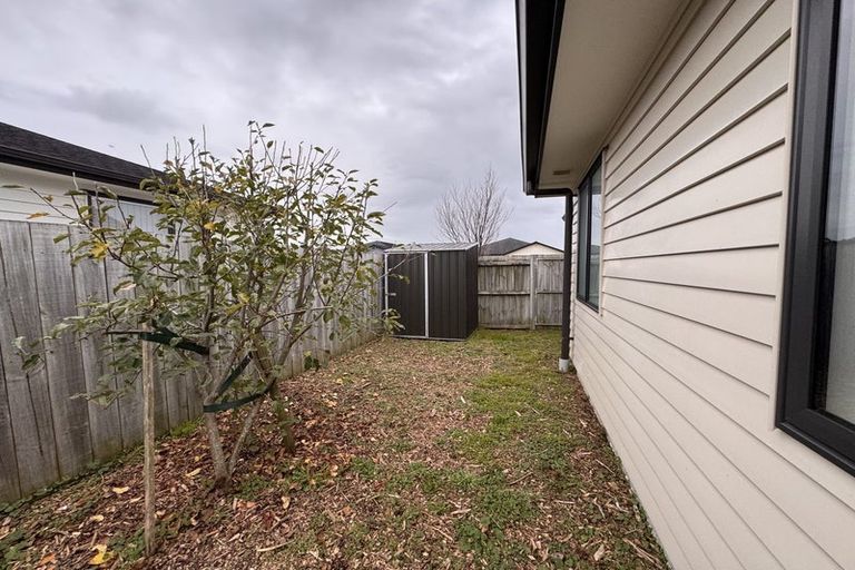 Photo of property in 12 Mangatiti Street, Papakura, 2110