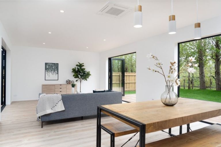 Photo of property in 35 Westwood Avenue, Greytown, 5712