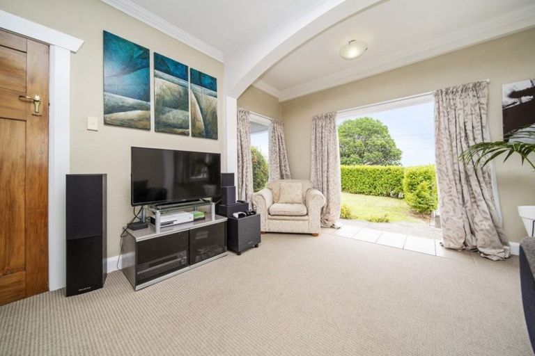 Photo of property in 7 Selwyn Street, Lower Vogeltown, New Plymouth, 4310