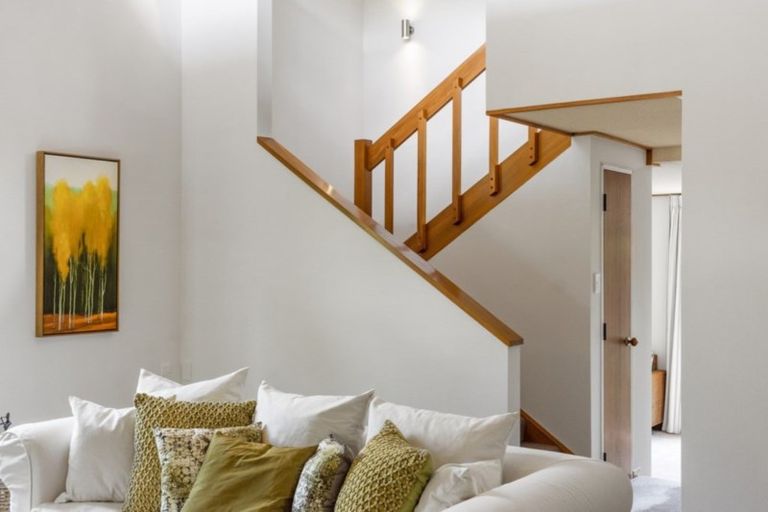 Photo of property in 122 Kings Avenue, Matua, Tauranga, 3110