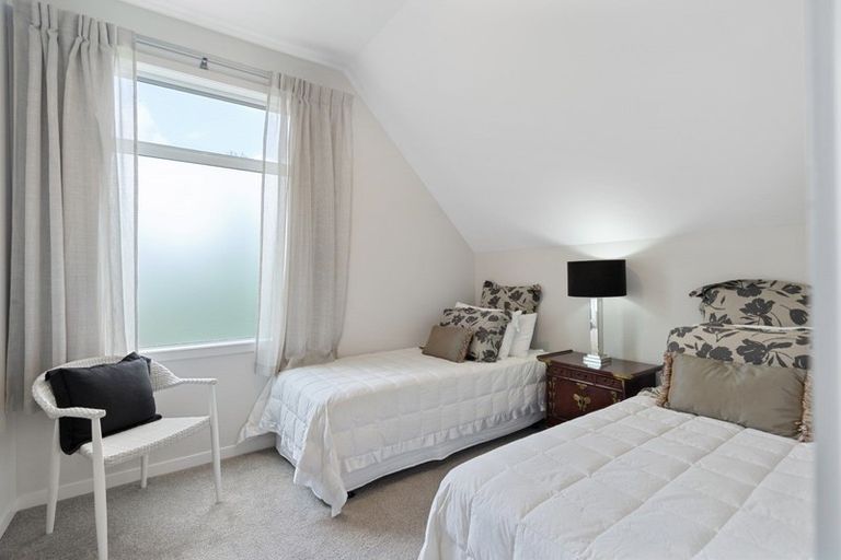 Photo of property in 11 Chapel Street, Russell, 0202