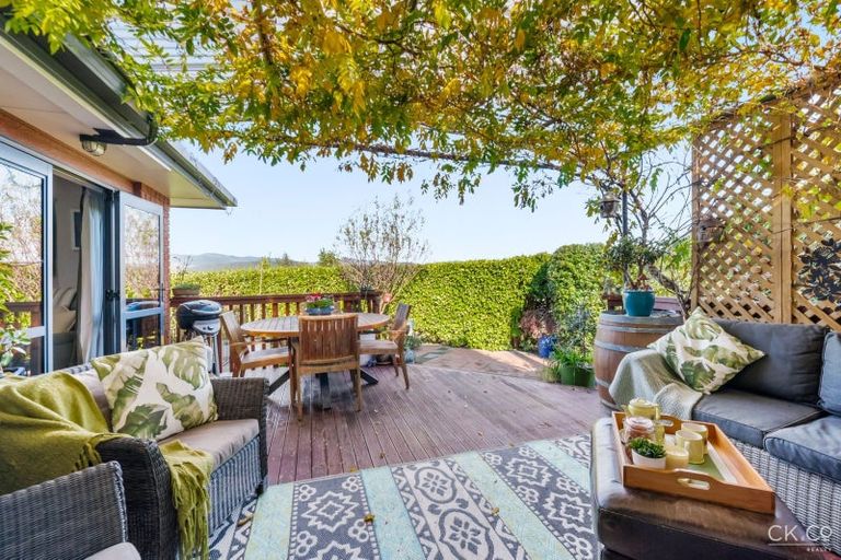 Photo of property in 53 Riverstone Drive, Riverstone Terraces, Upper Hutt, 5018