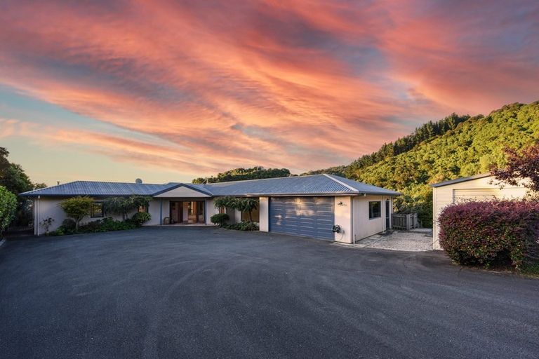 Photo of property in 34 Strathaven Place, Atawhai, Nelson, 7010