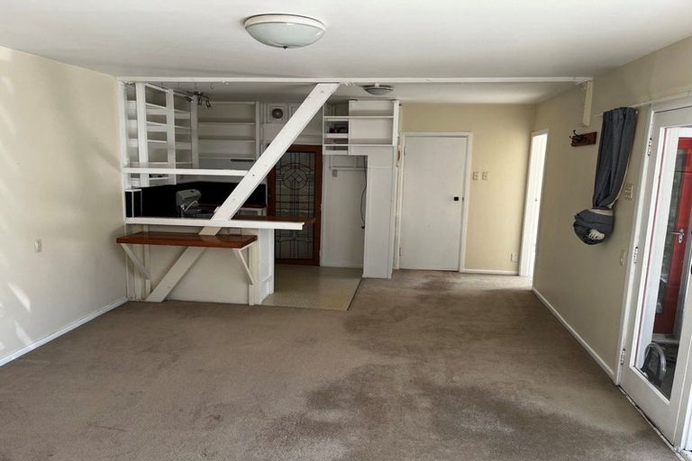 Photo of property in 17 Trent Street, Island Bay, Wellington, 6023