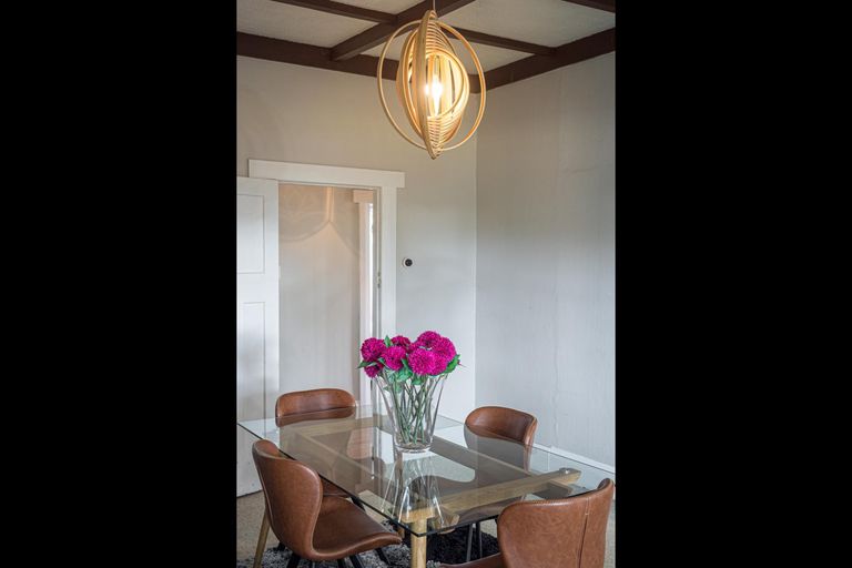 Photo of property in 19 Williams Street, Cambridge, 3434