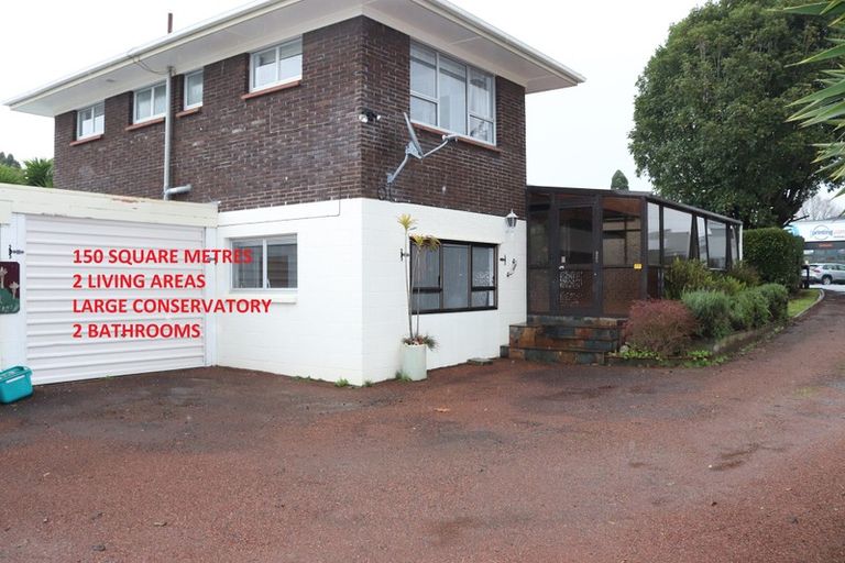 Photo of property in 1/326 Great South Road, Opaheke, Papakura, 2113