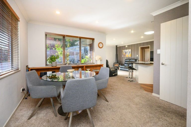 Photo of property in 2 Ursula Drive, Feilding, 4702