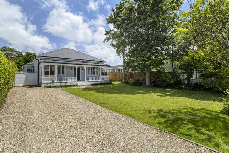 Photo of property in 154 Hinemoa Street, Birkenhead, Auckland, 0626