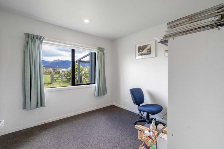 Photo of property in 31 Takitimu Avenue, Te Anau, 9600
