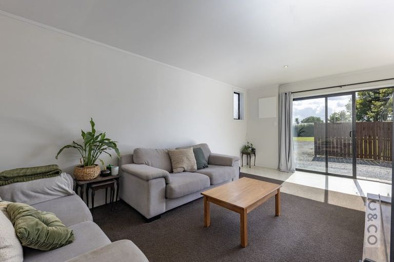 Photo of property in 88 Taupaki Road, Taupaki, Henderson, 0782