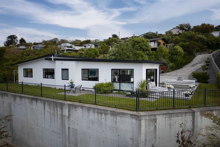 Photo of property in 163 Clifton Terrace, Clifton, Christchurch, 8081