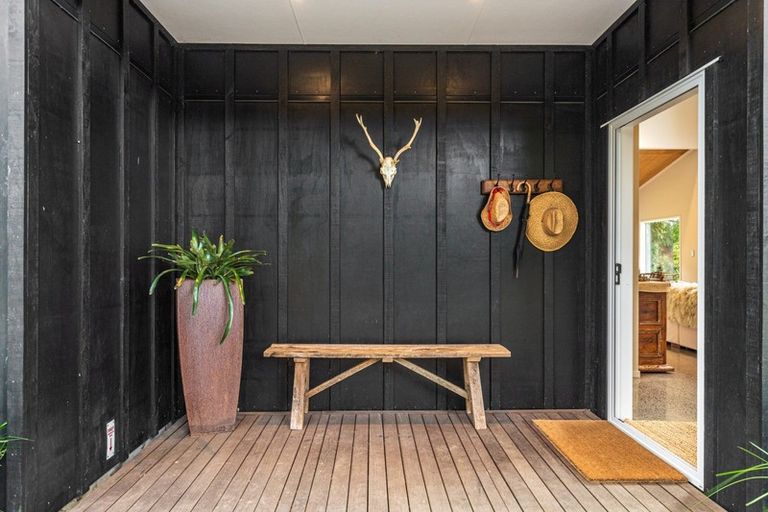 Photo of property in 72 Reid Road, Glenbrook, Waiuku, 2681