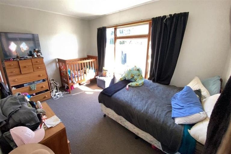 Photo of property in 913 Heretaunga Street East, Parkvale, Hastings, 4122